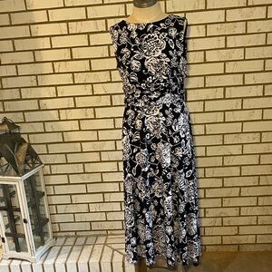 Jessica Howard Black and White Floral Maxi Dress